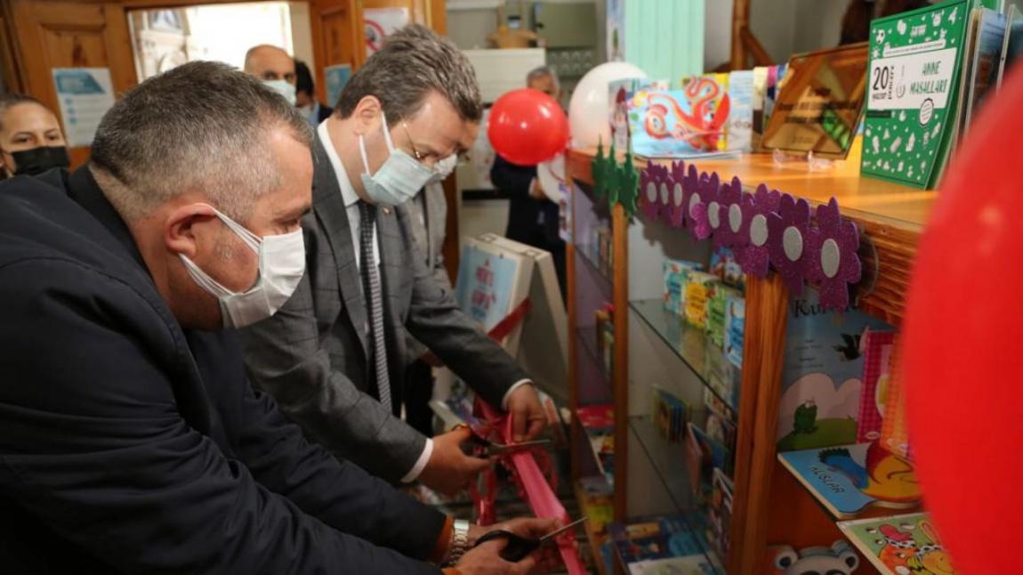 Patik Projesi Bebek Kütüphanesi Açıldı